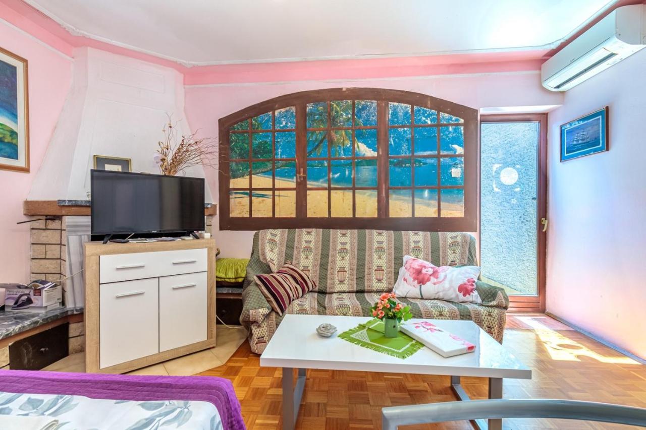 Apartments Volte Rovigno Экстерьер фото