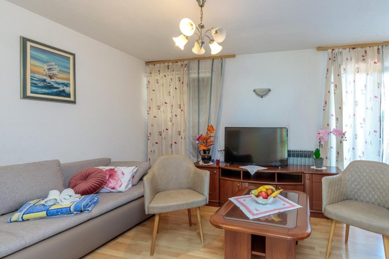 Apartments Volte Rovigno Экстерьер фото