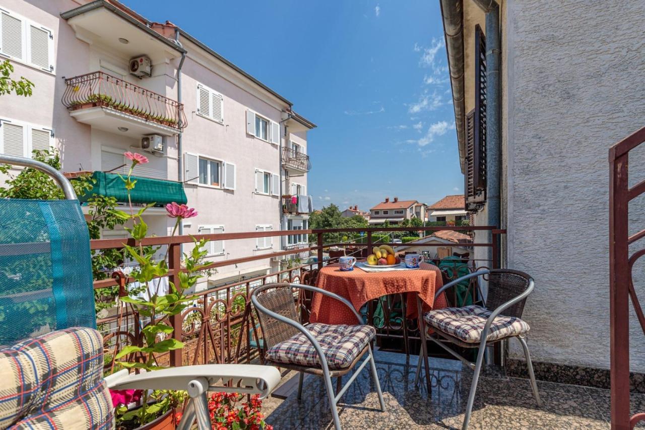 Apartments Volte Rovigno Экстерьер фото