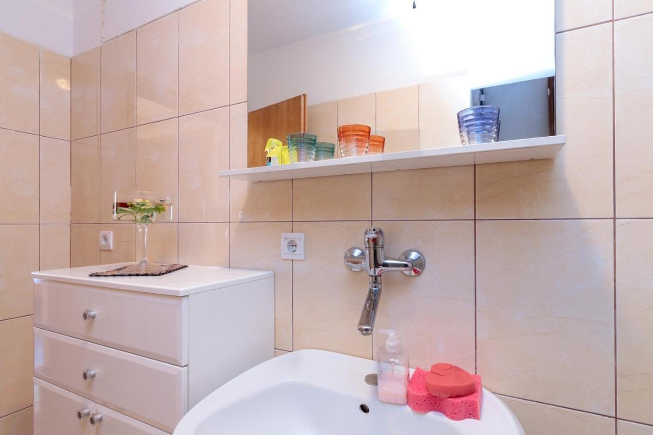 Apartments Volte Rovigno Экстерьер фото