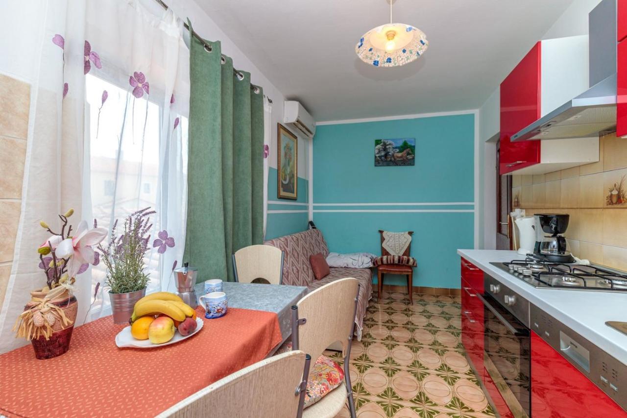 Apartments Volte Rovigno Экстерьер фото