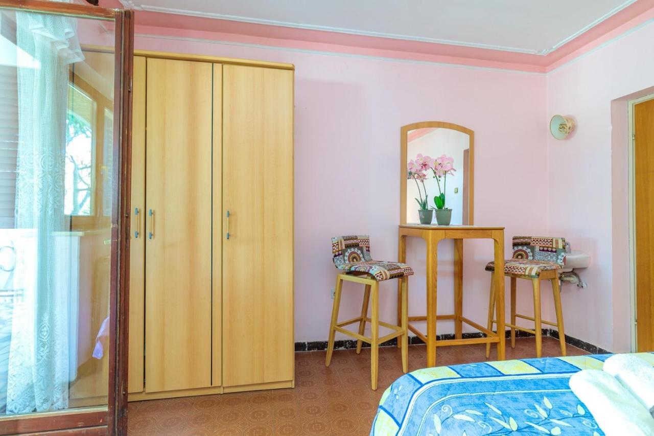 Apartments Volte Rovigno Экстерьер фото